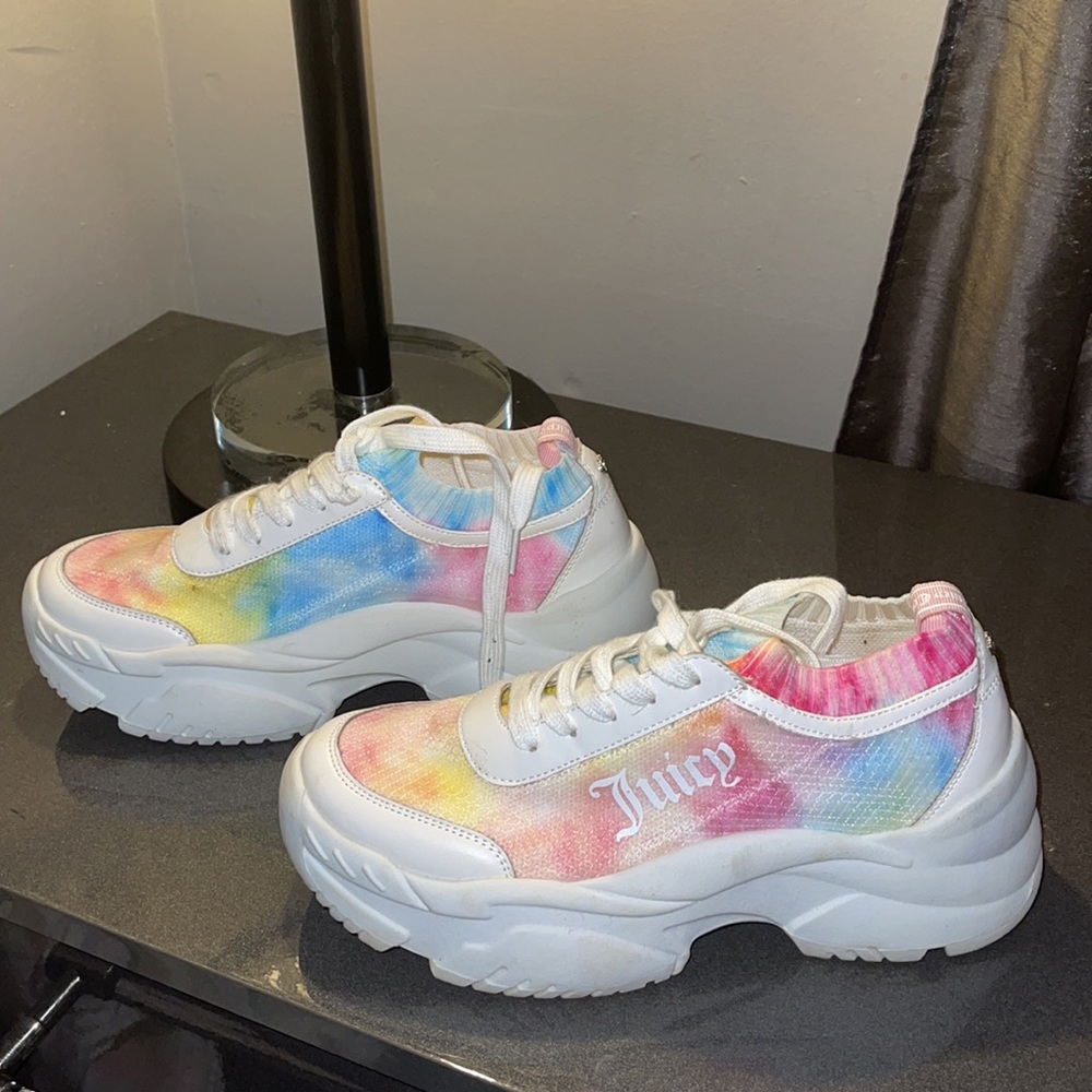Sneakers - Picture 3 of 3